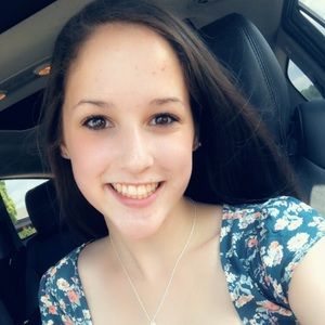 Meet your Posher, Brianna